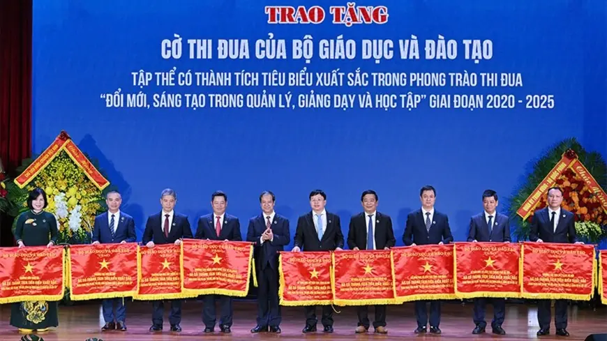 Thi đua đổi mới, đưa giáo dục Việt Nam top 20 thế giới